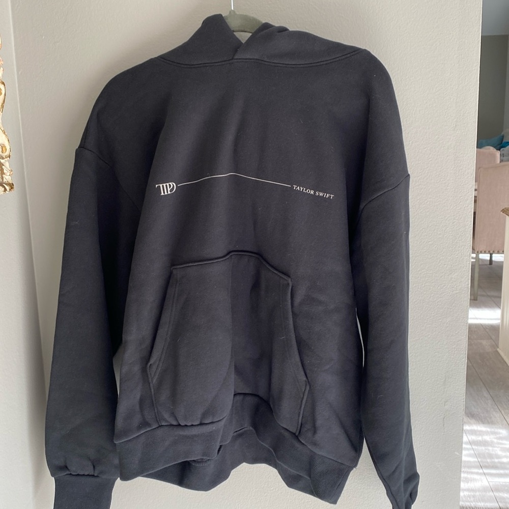 Taylor Swift Tortured Poets Dept black sweatshirt large brand new